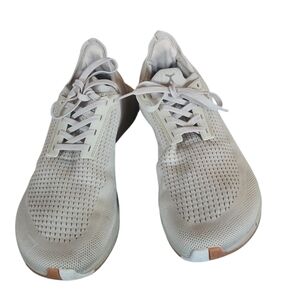 Flux Adapt Runner Wide Toe Knit Fabric Traction Cream Sneakers US M7 W 8.5